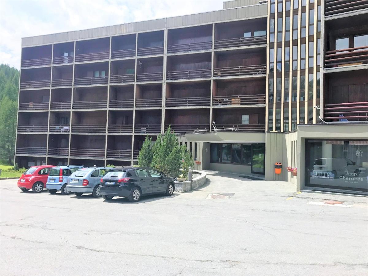 Complesso “I Dadi” Apartment Breuil-Cervinia Exterior foto